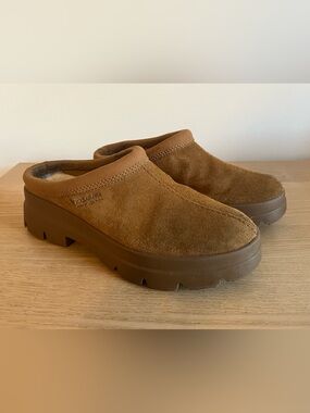 Koolaburra by UGG Tan Suede Platform Clog Mule